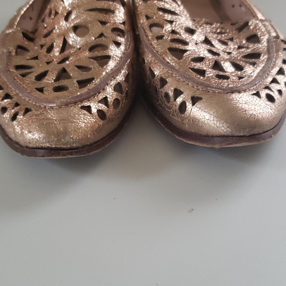Kate Spade rose gold floral cut-out loafers - Picture 7 of 7